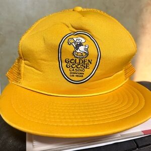 VINTAGE 80’s Golden goose ball cap hat